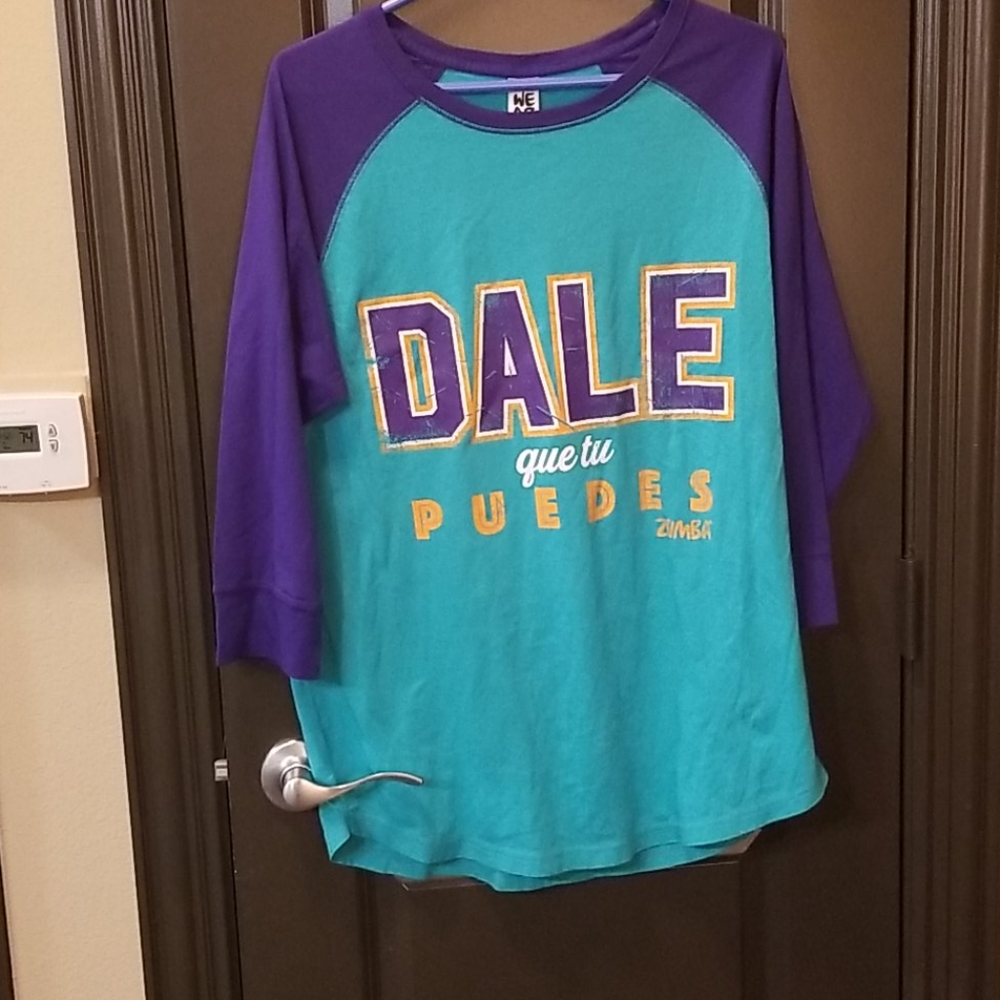 Zumba Fitness 3/4 Sleeve Top. Men's Sz. M